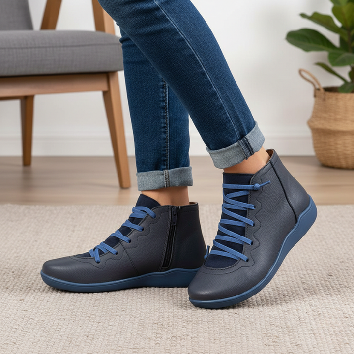 Kelly | Women's Vintage Lace-Up Leather Boots