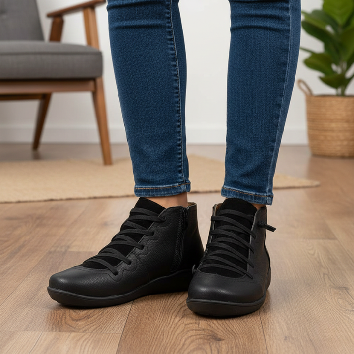 Kelly | Women's Vintage Lace-Up Leather Boots